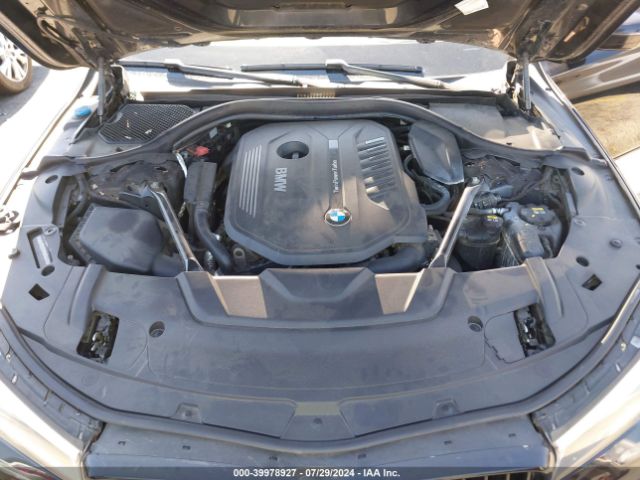 Photo 9 VIN: WBA7E2C51GG548350 - BMW 740I 