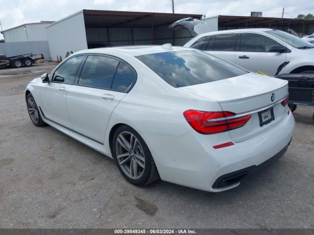 Photo 2 VIN: WBA7E2C51HG739235 - BMW 740I 