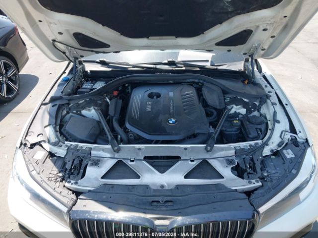 Photo 9 VIN: WBA7E2C51JG742920 - BMW 740I 