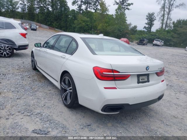 Photo 2 VIN: WBA7E2C52JG741744 - BMW 740I 