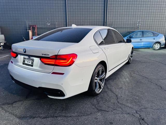 Photo 3 VIN: WBA7E2C52KB217802 - BMW 740 I 