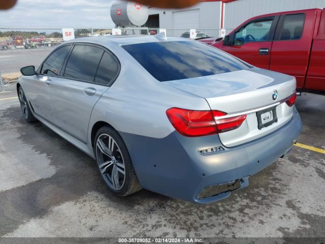 Photo 2 VIN: WBA7E2C52KB454029 - BMW 7 SERIES 