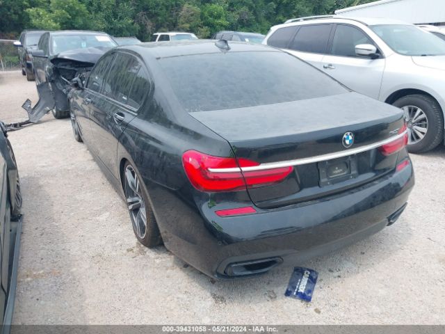 Photo 2 VIN: WBA7E2C53JB214938 - BMW 740I 