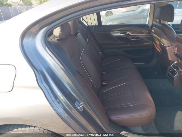 Photo 7 VIN: WBA7E2C53JG741459 - BMW 740I 