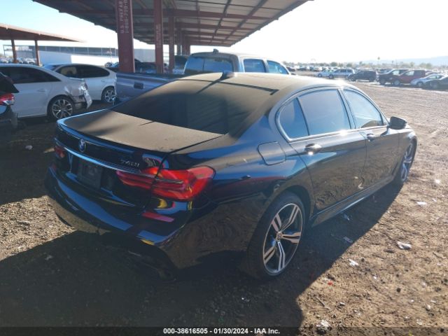 Photo 3 VIN: WBA7E2C53KB218571 - BMW 740I 