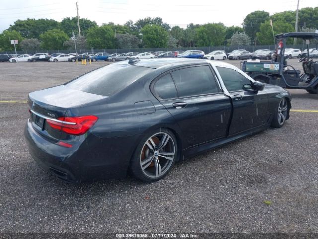 Photo 3 VIN: WBA7E2C54GG548178 - BMW 740I 