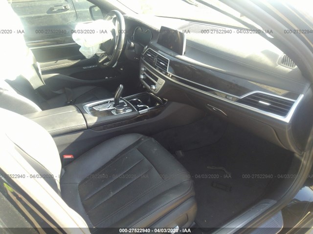 Photo 4 VIN: WBA7E2C55HG739819 - BMW 7 