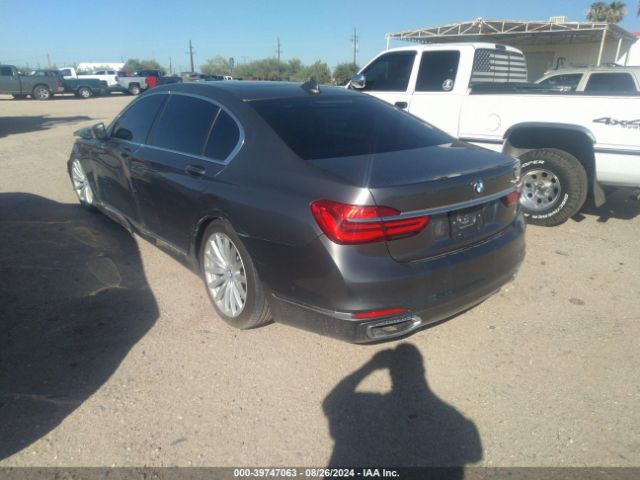 Photo 2 VIN: WBA7E2C56GG546836 - BMW 740I 