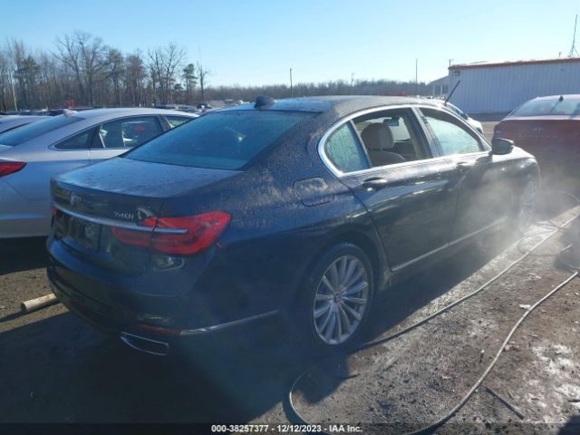 Photo 3 VIN: WBA7E2C56GG547601 - BMW 740I 