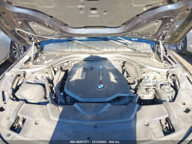 Photo 9 VIN: WBA7E2C56GG547601 - BMW 740I 