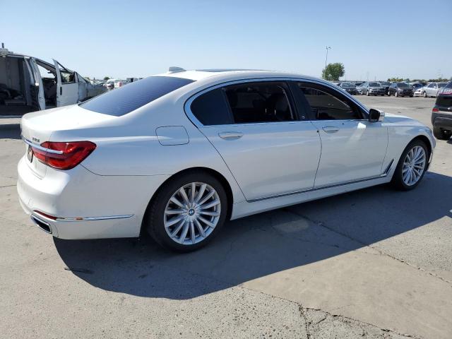 Photo 2 VIN: WBA7E2C56GGD99890 - BMW 740 I 