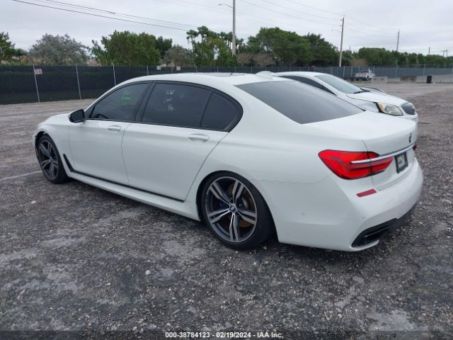 Photo 2 VIN: WBA7E2C56HG739991 - BMW 740I 