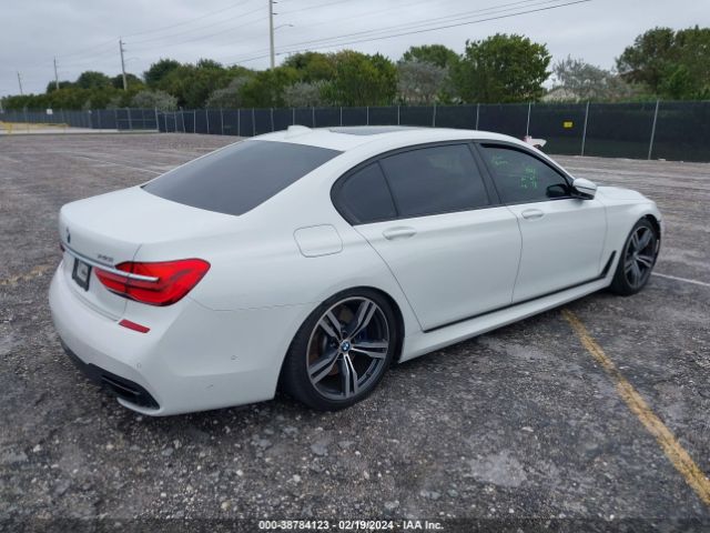 Photo 3 VIN: WBA7E2C56HG739991 - BMW 740I 