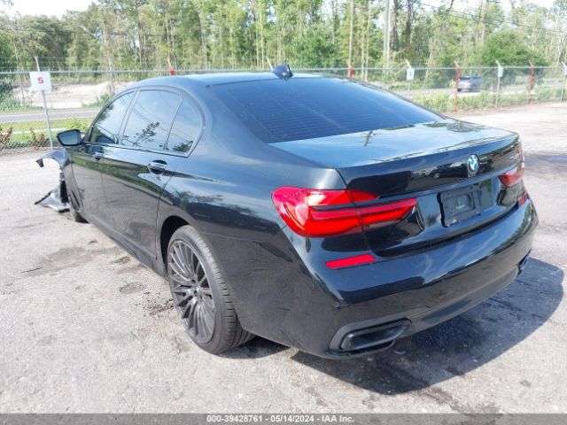 Photo 2 VIN: WBA7E2C56KB218547 - BMW 740I 