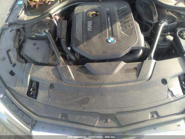 Photo 9 VIN: WBA7E2C57HG740079 - BMW 740I 