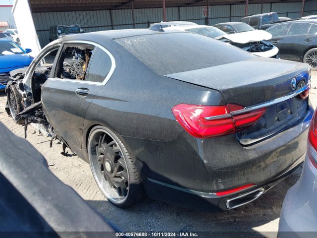 Photo 2 VIN: WBA7E2C57JG742727 - BMW 740I 