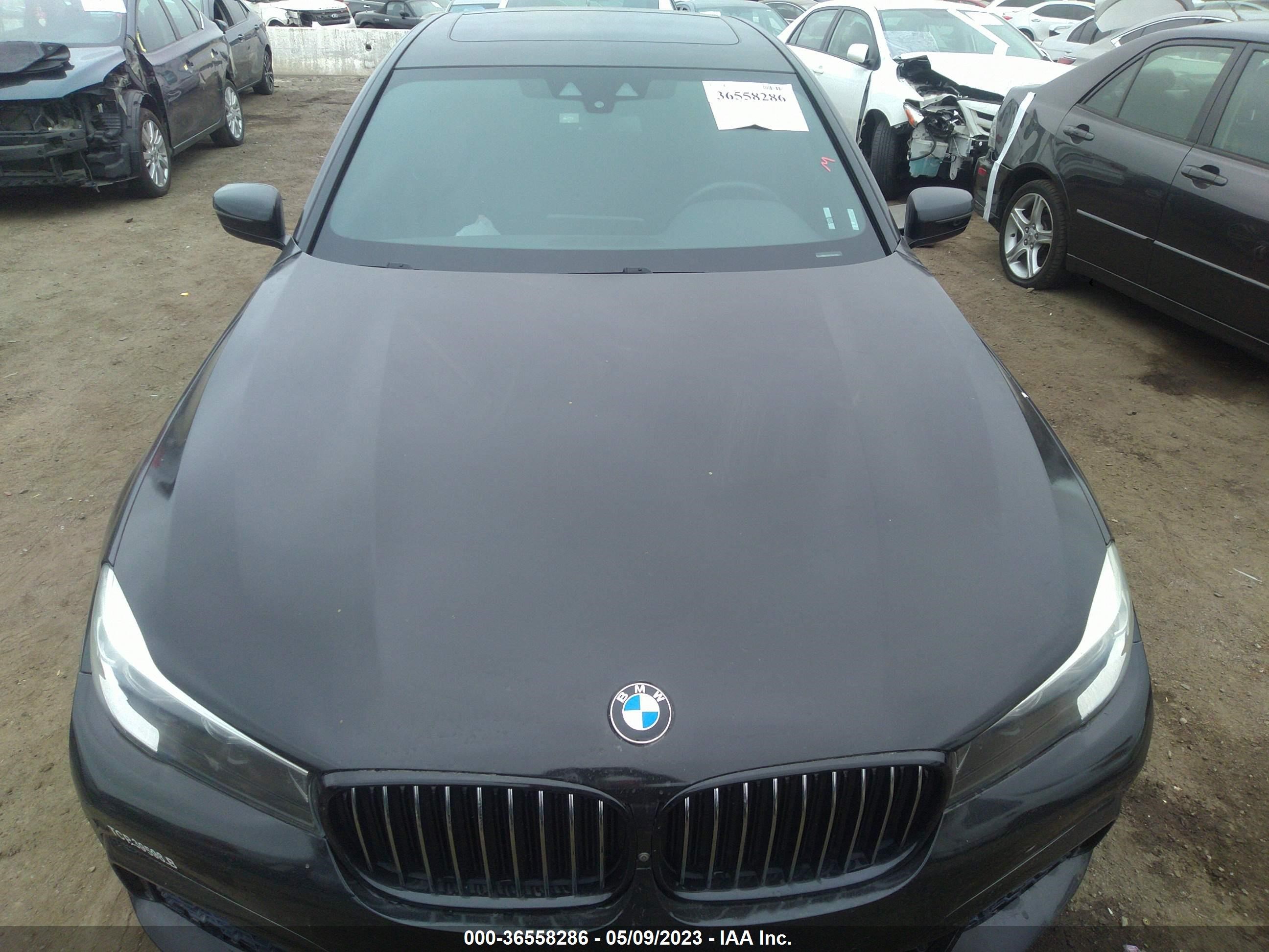 Photo 5 VIN: WBA7E2C57KB217651 - BMW 7ER 