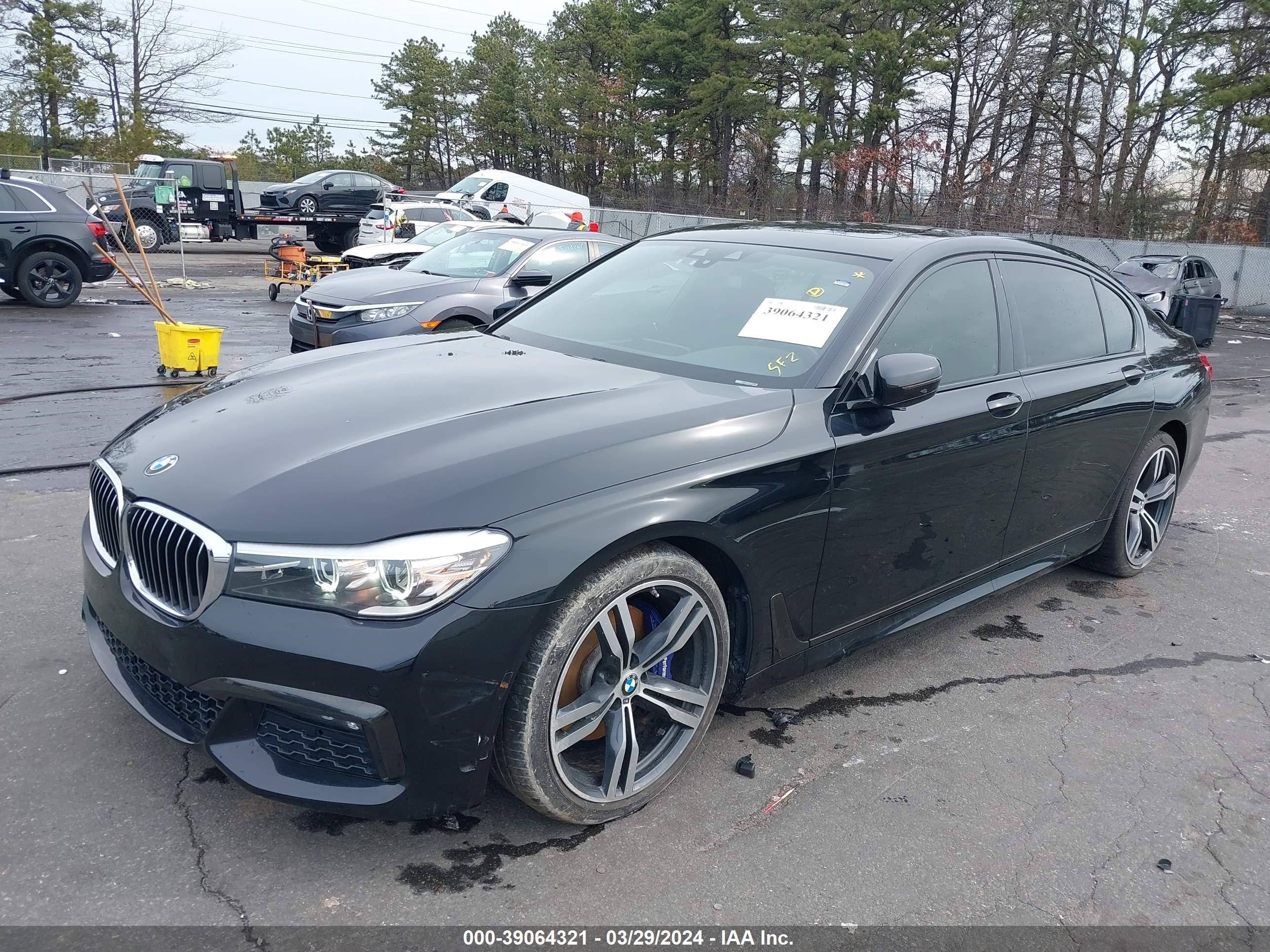 Photo 1 VIN: WBA7E2C57KB217973 - BMW 7ER 