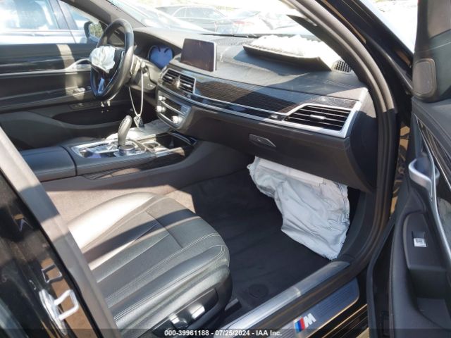 Photo 4 VIN: WBA7E2C57KB454107 - BMW 740I 