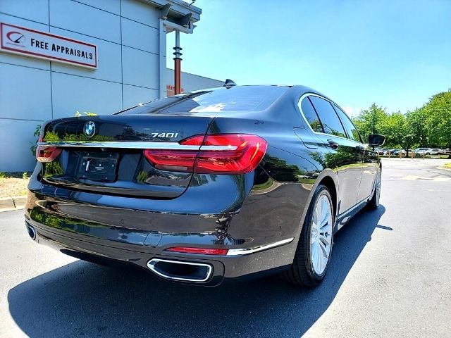 Photo 2 VIN: WBA7E2C58GG504619 - BMW 7 SERIES 