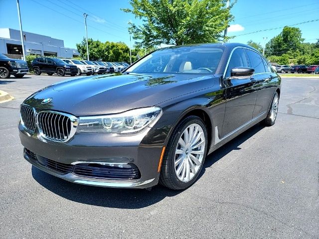 Photo 4 VIN: WBA7E2C58GG504619 - BMW 7 SERIES 