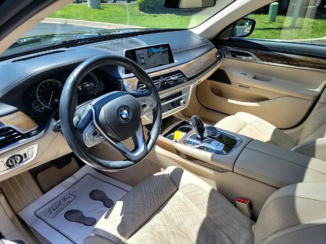 Photo 5 VIN: WBA7E2C58GG504619 - BMW 7 SERIES 