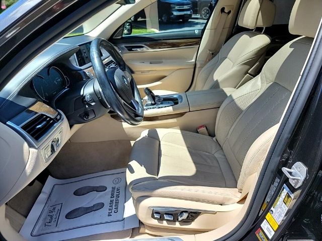 Photo 6 VIN: WBA7E2C58GG504619 - BMW 7 SERIES 