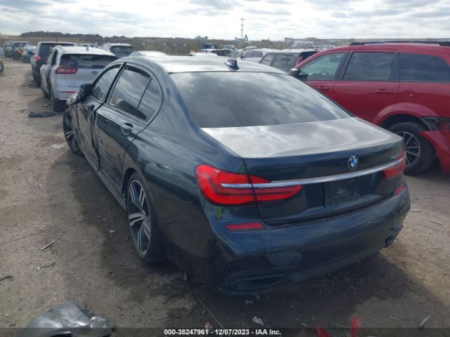 Photo 2 VIN: WBA7E2C58GG546997 - BMW 740I 