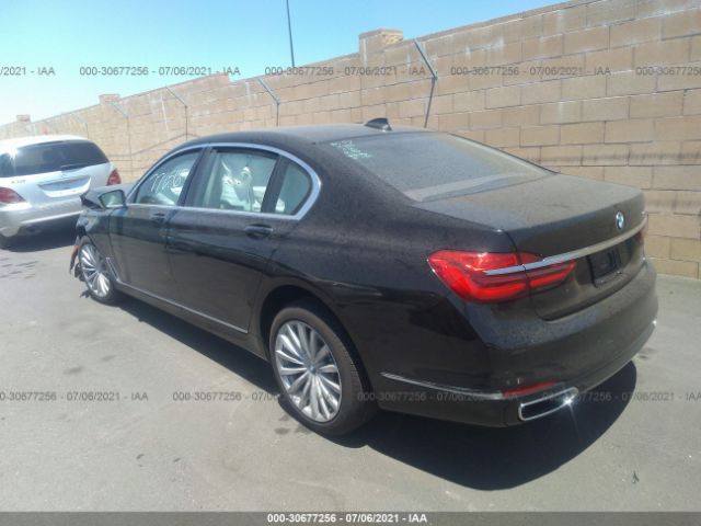 Photo 2 VIN: WBA7E2C59JG742289 - BMW 7 