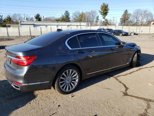 Photo 2 VIN: WBA7E2C5XJG742141 - BMW 740 I 