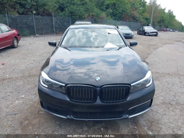 Photo 5 VIN: WBA7E4C50KGV28370 - BMW 740I 