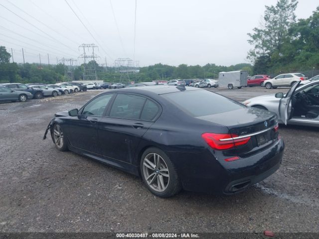 Photo 2 VIN: WBA7E4C51JGV28084 - BMW 740I 