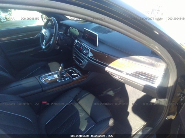 Photo 4 VIN: WBA7E4C53JGV24179 - BMW 7 