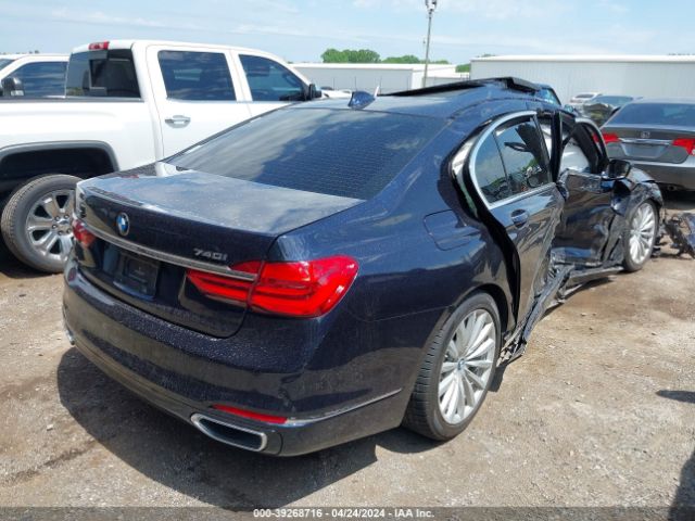 Photo 3 VIN: WBA7E4C56JGV23737 - BMW 740 