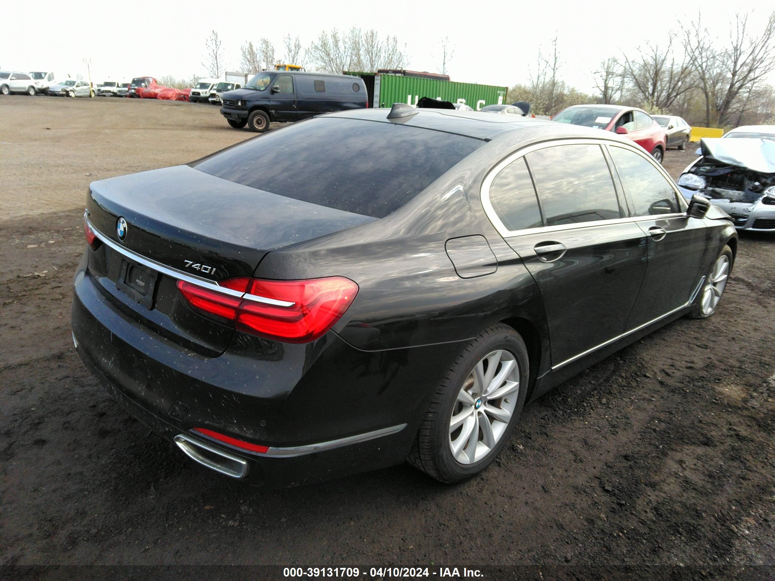 Photo 3 VIN: WBA7E4C56KGV28597 - BMW 7ER 