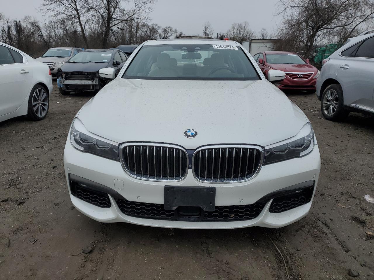 Photo 4 VIN: WBA7E4C56KGV69991 - BMW 7ER 