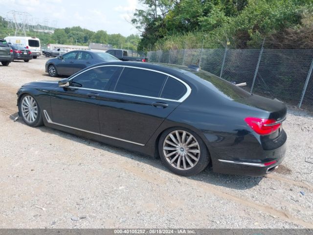 Photo 2 VIN: WBA7E4C57HGU99264 - BMW 740I 