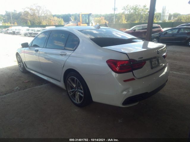 Photo 2 VIN: WBA7E4C57JGV24184 - BMW 740I 