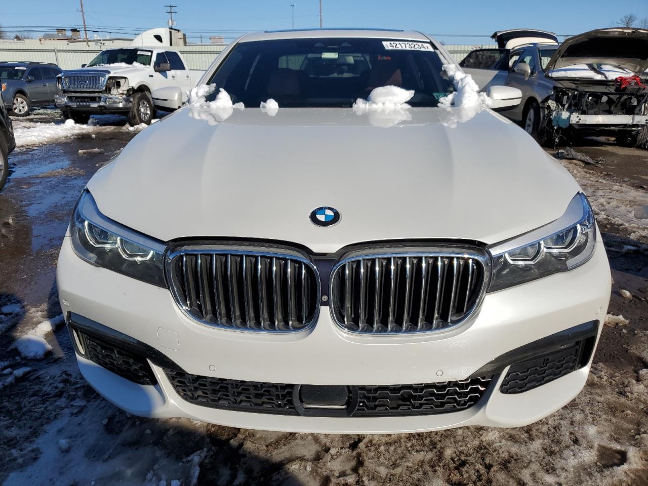 Photo 4 VIN: WBA7E4C57KGV70051 - BMW 7ER 