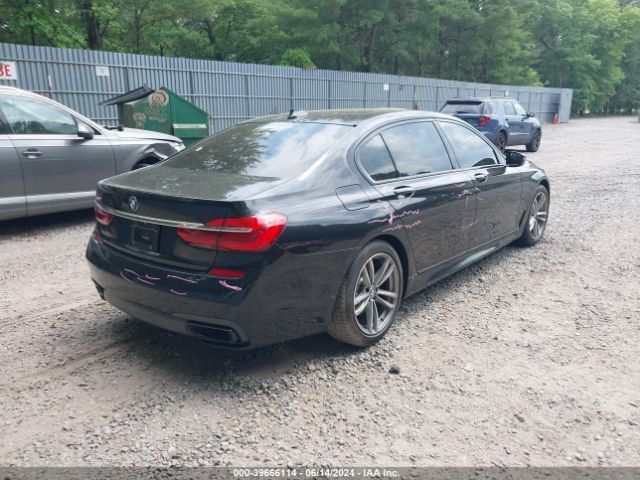 Photo 3 VIN: WBA7E4C59KGV70276 - BMW 740I 