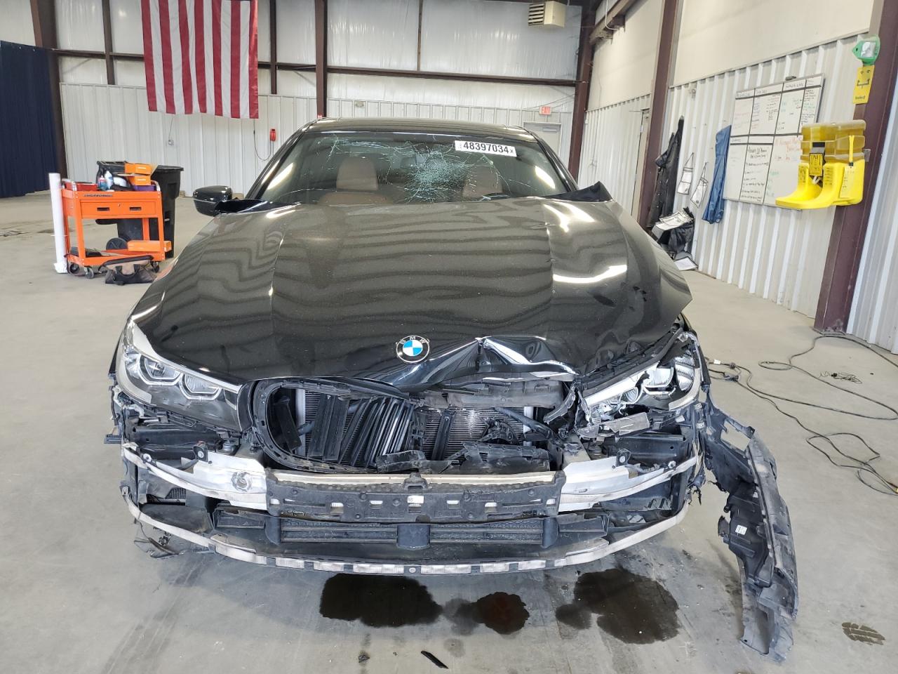 Photo 4 VIN: WBA7E4C5XJGV23742 - BMW 7ER 