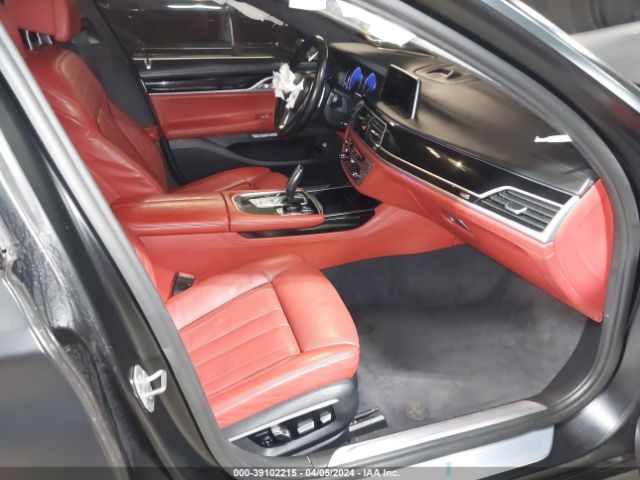 Photo 4 VIN: WBA7F0C32HGM22306 - BMW 750I 