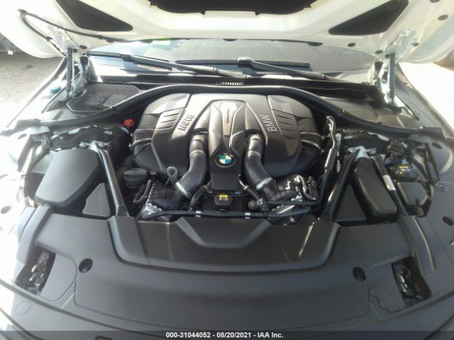 Photo 9 VIN: WBA7F0C3XHGM21565 - BMW 7 