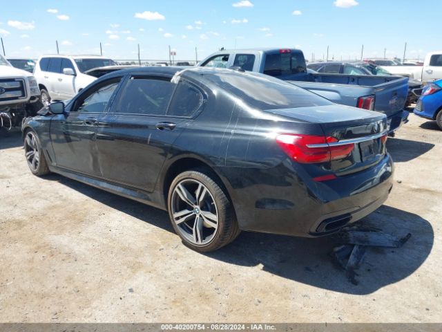 Photo 2 VIN: WBA7F0C50GGL99267 - BMW 750I 