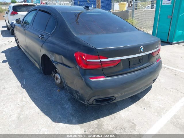 Photo 2 VIN: WBA7F0C51JGM23504 - BMW 750I 