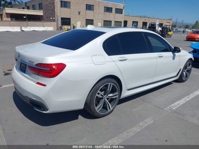 Photo 3 VIN: WBA7F0C54GGM20539 - BMW 750I 