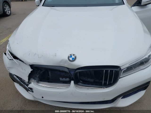 Photo 9 VIN: WBA7F0C54JGM22847 - BMW 750I 