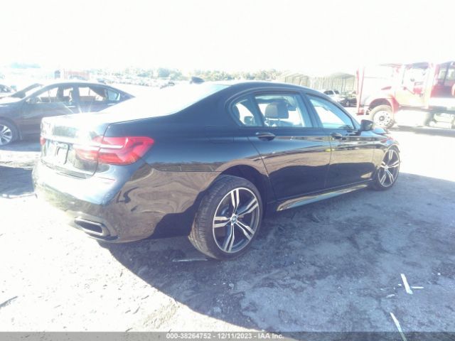 Photo 3 VIN: WBA7F0C56HGM21421 - BMW 750I 