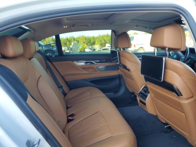 Photo 9 VIN: WBA7F0C57KGM25632 - BMW 7 SERIES 