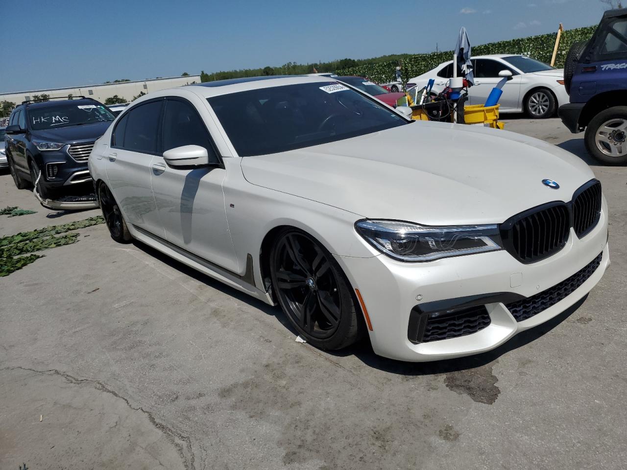 Photo 3 VIN: WBA7F0C59HGM21350 - BMW 7ER 